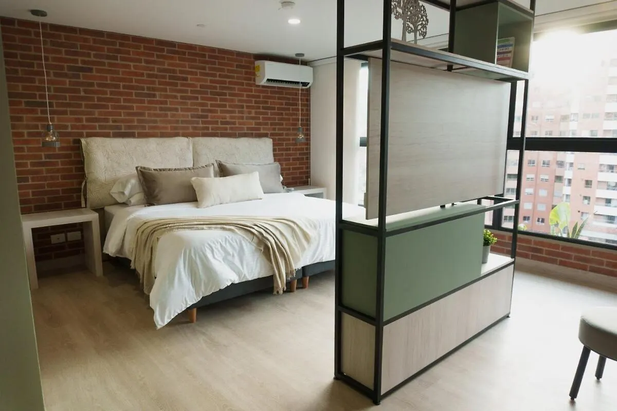 메딜린 New In Laurels With Air , Loft Type, Giant Tv 아파트 0*,  콜롬비아